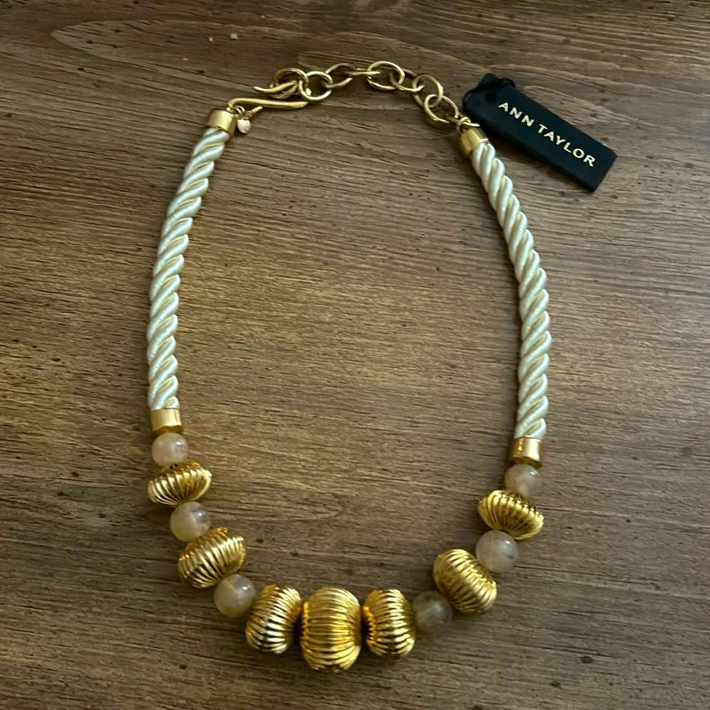 Ann Taylor necklace